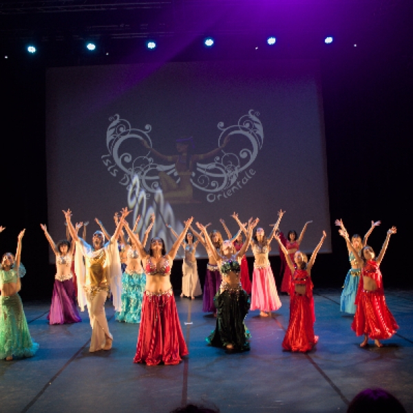 Voyage vers le soleil, par l'associationIsis Danse Orientale